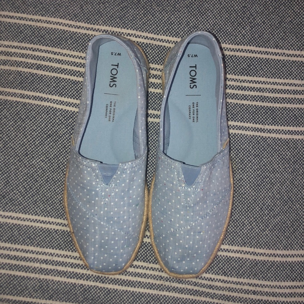 NWOT Speckled Chambray TOMS